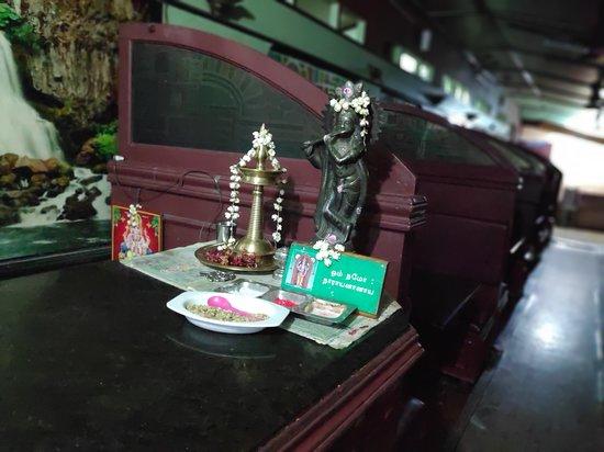 Hotel Arya Bhavan Restaurant